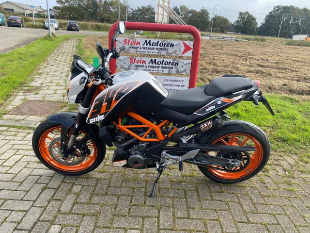 ktm - 390-duke-abs