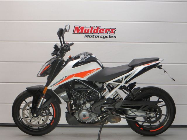 ktm - 390-duke-abs