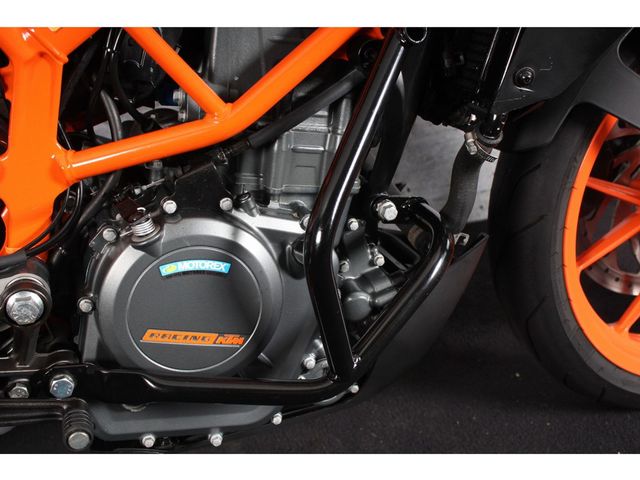 ktm - 390-duke-abs