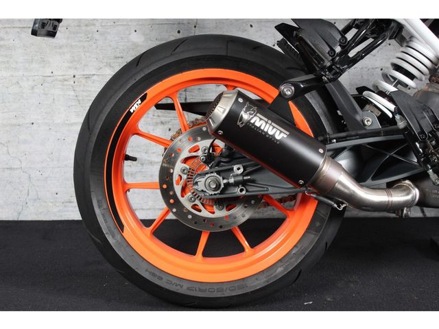 ktm - 390-duke-abs