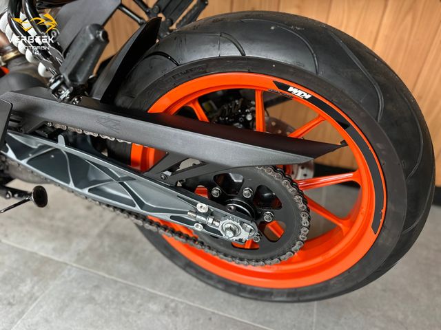 ktm - 390-duke-abs