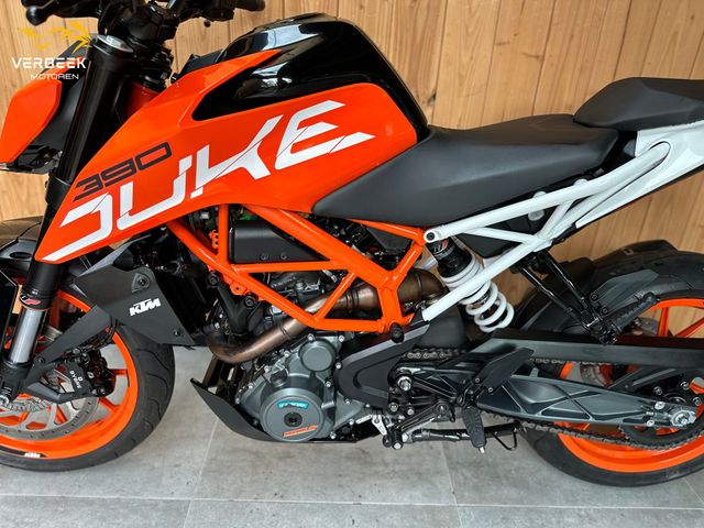 ktm - 390-duke-abs