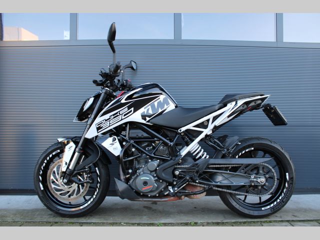 ktm - 390-duke-abs