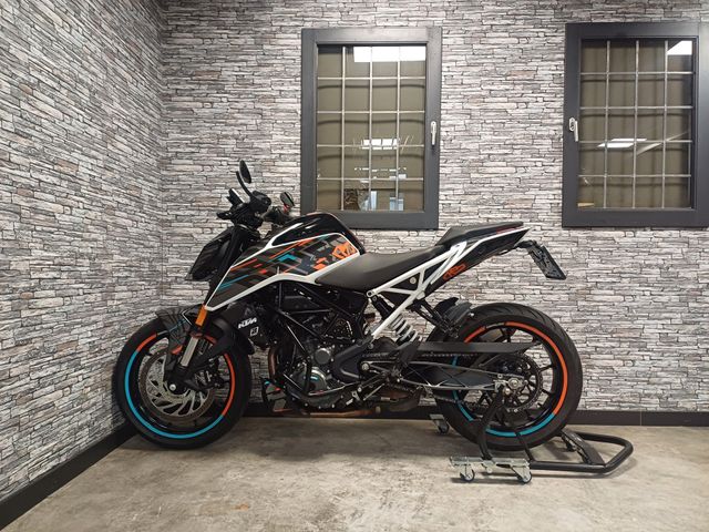 ktm - 390-duke-abs