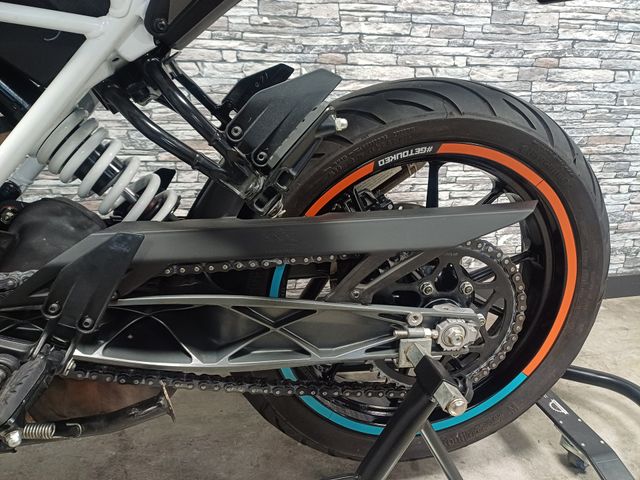 ktm - 390-duke-abs