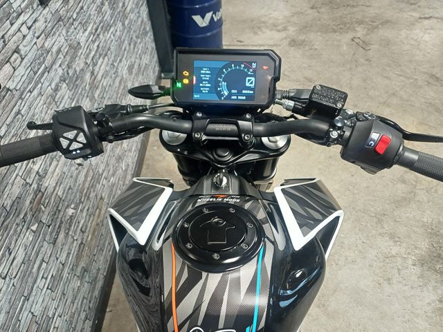 ktm - 390-duke-abs