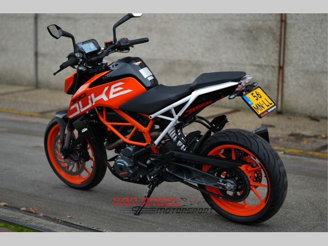 ktm - 390-duke-abs