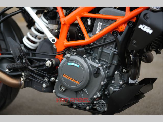 ktm - 390-duke-abs