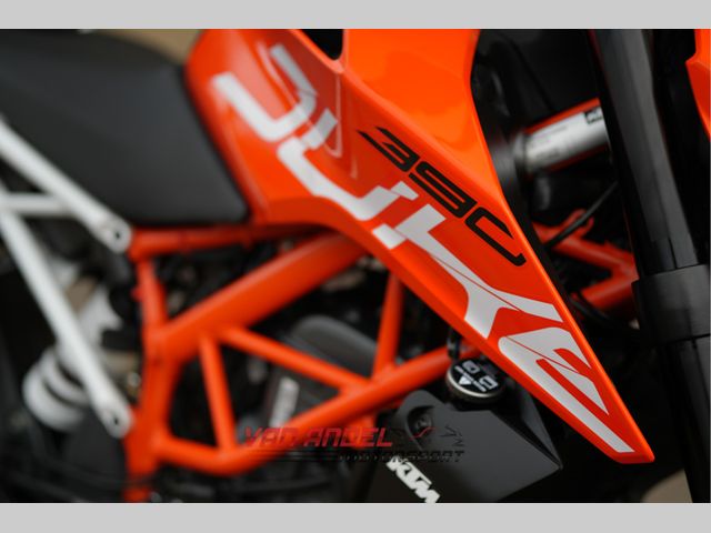 ktm - 390-duke-abs