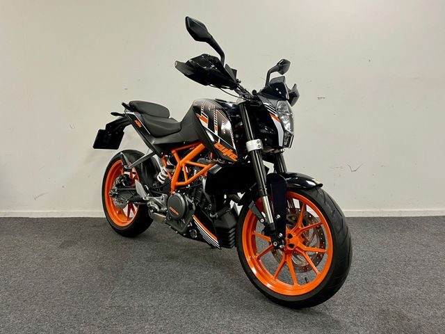 ktm - 390-duke-abs