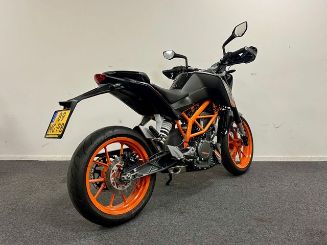 ktm - 390-duke-abs