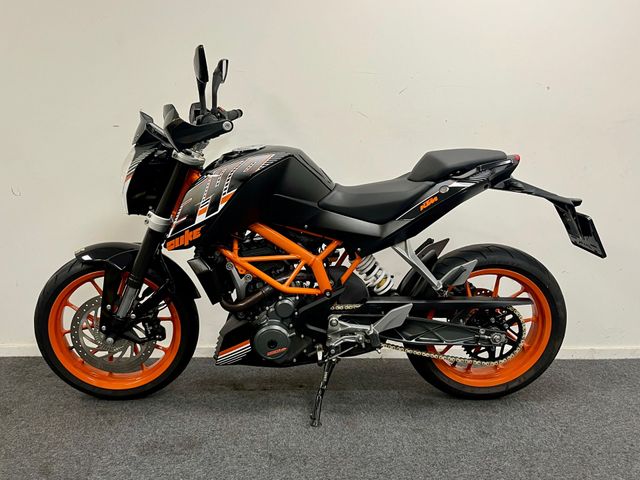 ktm - 390-duke-abs