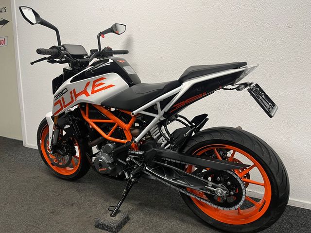 ktm - 390-duke-abs