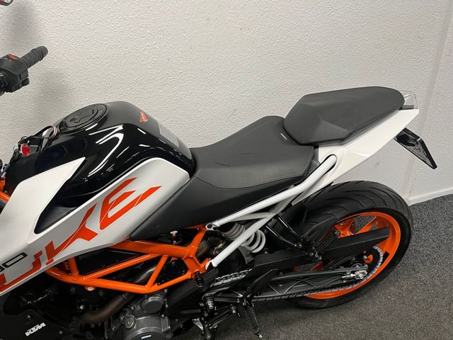 ktm - 390-duke-abs