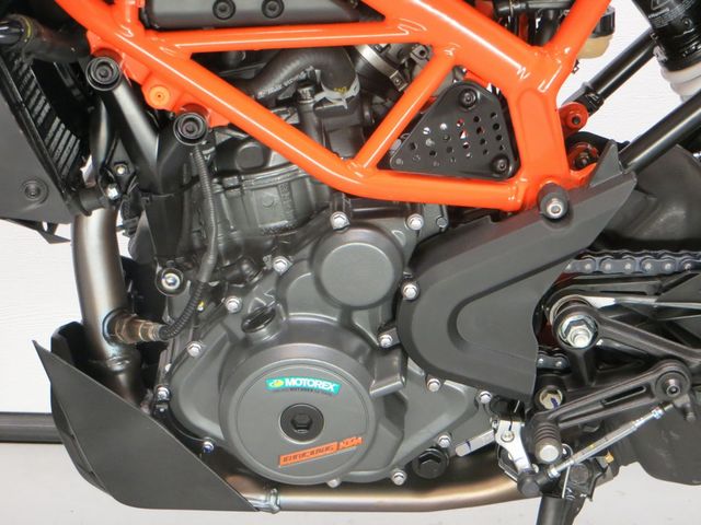 ktm - 390-duke-abs