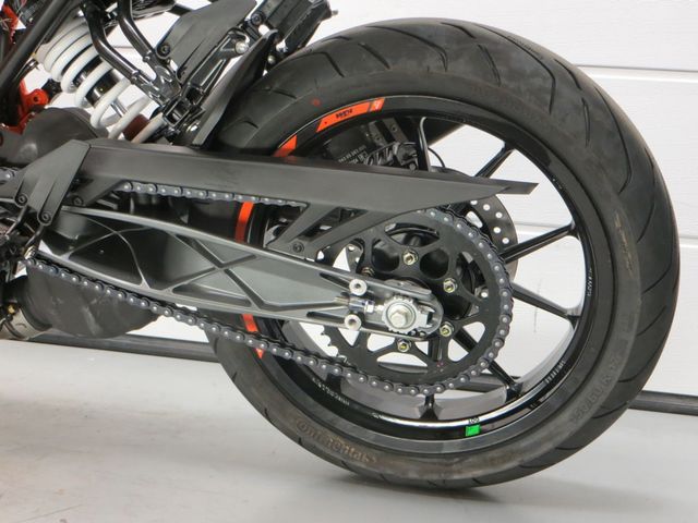 ktm - 390-duke-abs