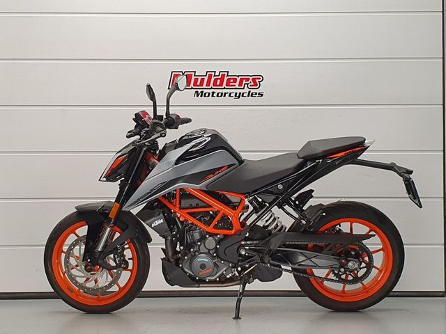 ktm - 390-duke-abs