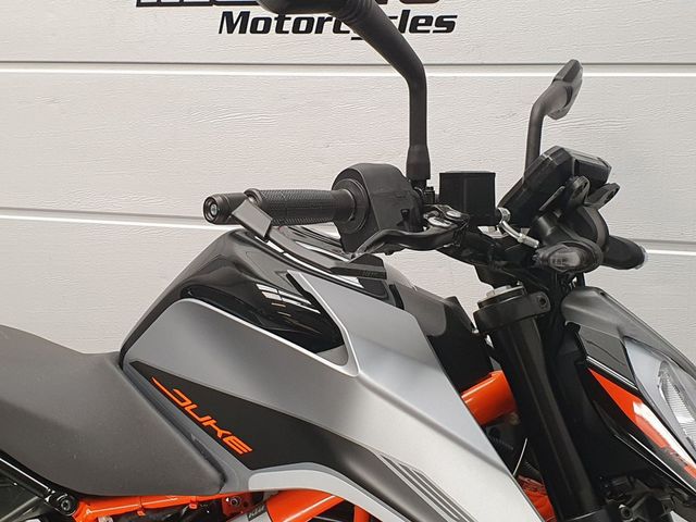 ktm - 390-duke-abs