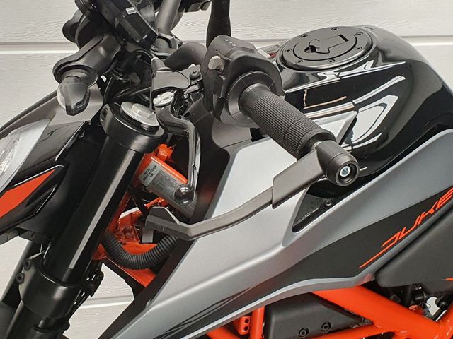 ktm - 390-duke-abs