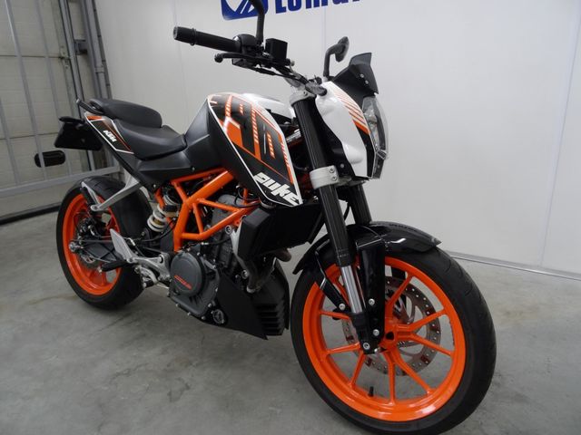 ktm - 390-duke-abs