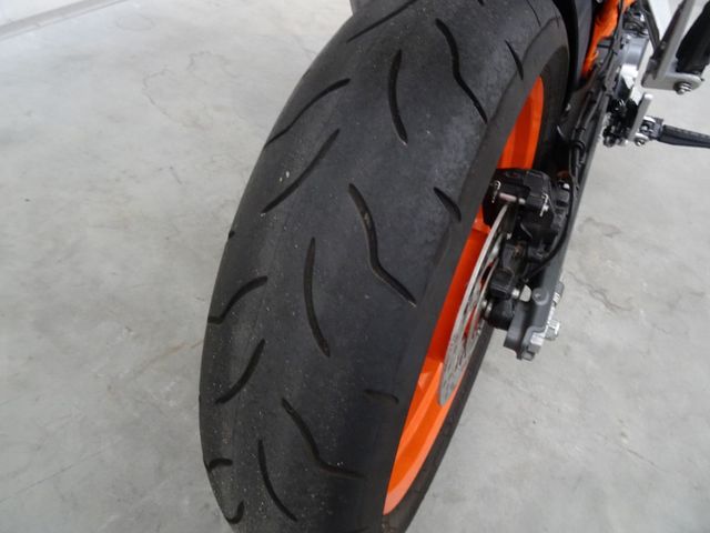 ktm - 390-duke-abs