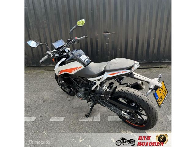 ktm - 390-duke-abs