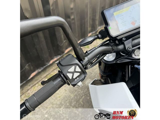 ktm - 390-duke-abs