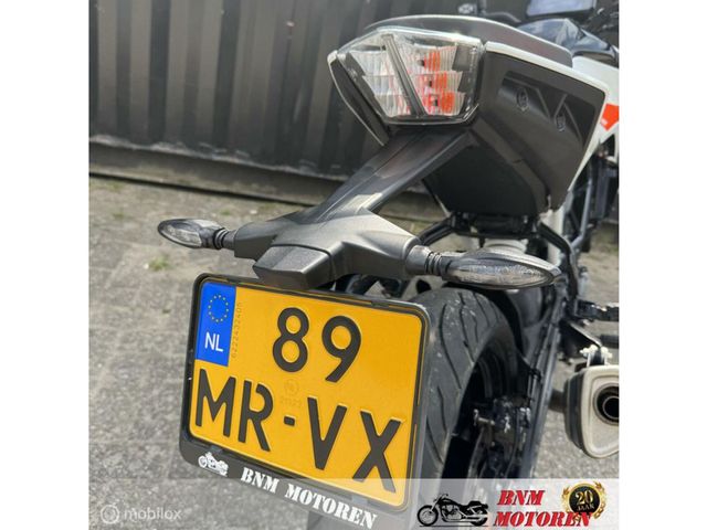 ktm - 390-duke-abs