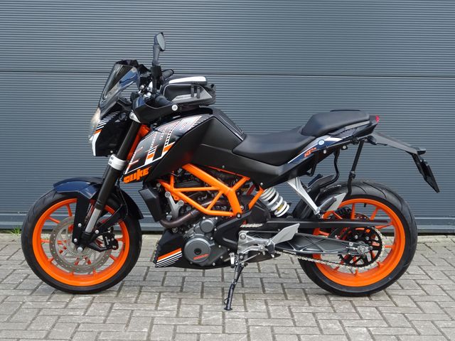 ktm - 390-duke-abs