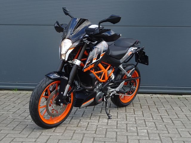 ktm - 390-duke-abs
