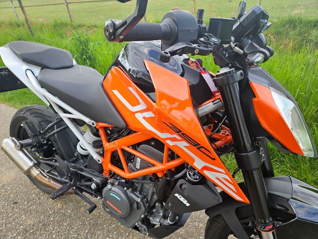 ktm - 390-duke-abs