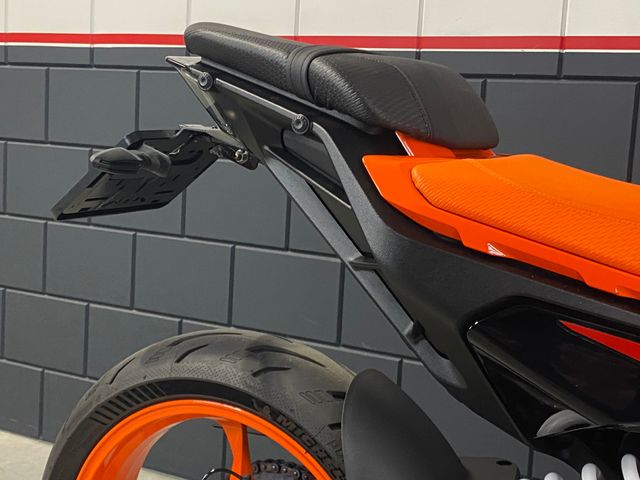 ktm - 390-duke-abs