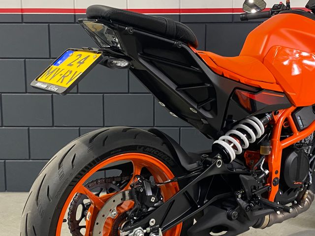 ktm - 390-duke-abs