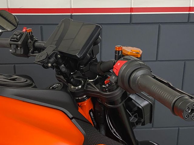ktm - 390-duke-abs