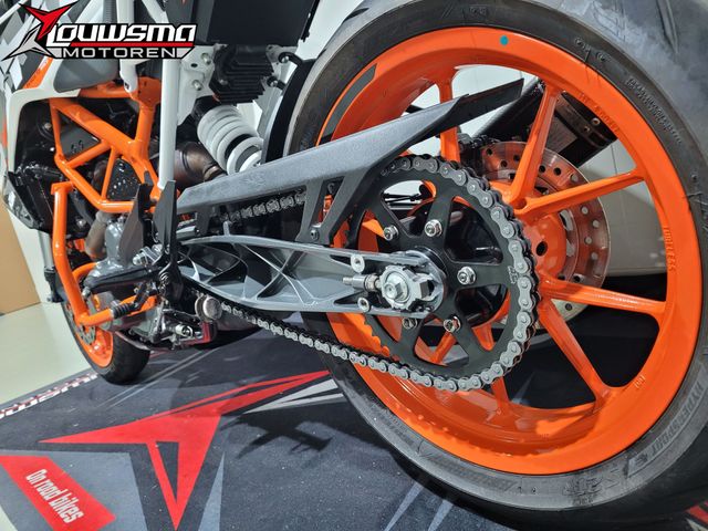 ktm - 390-duke-abs