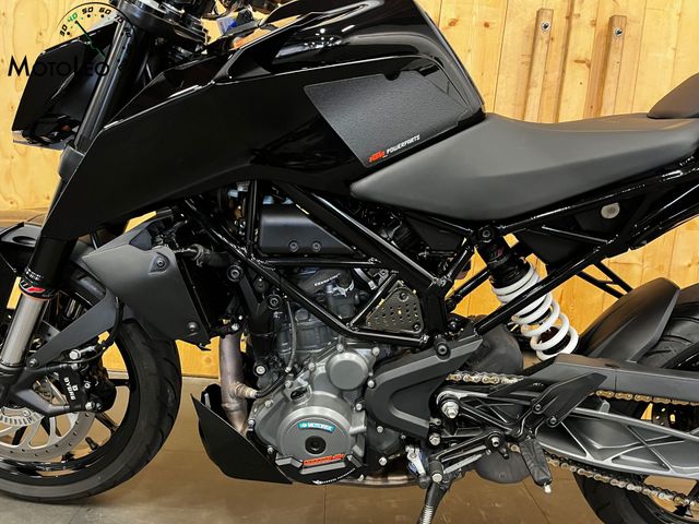 ktm - 390-duke-abs