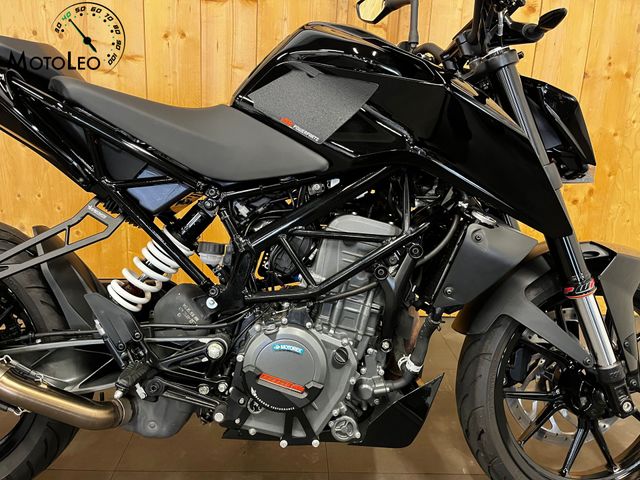 ktm - 390-duke-abs