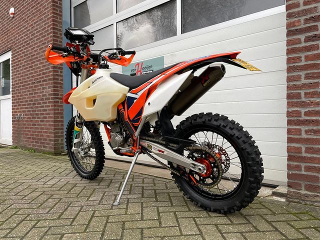 ktm - 450-rally-replica