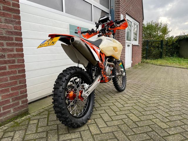 ktm - 450-rally-replica