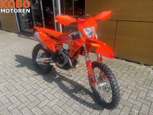 ktm - 500-exc-six-days