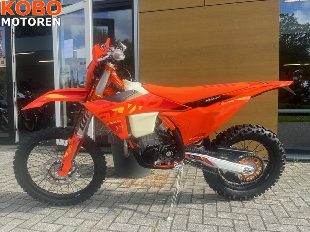 ktm - 500-exc-six-days