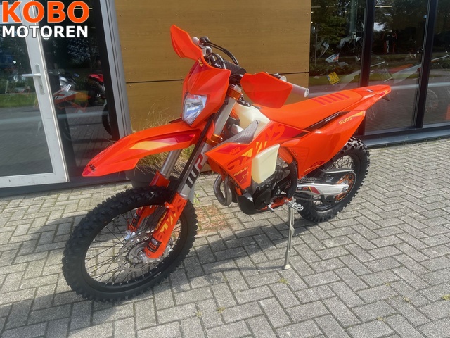 ktm - 500-exc-six-days