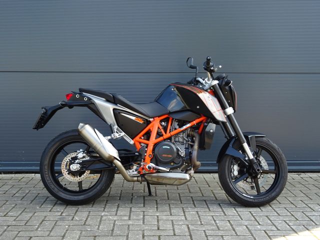 ktm - 690-duke