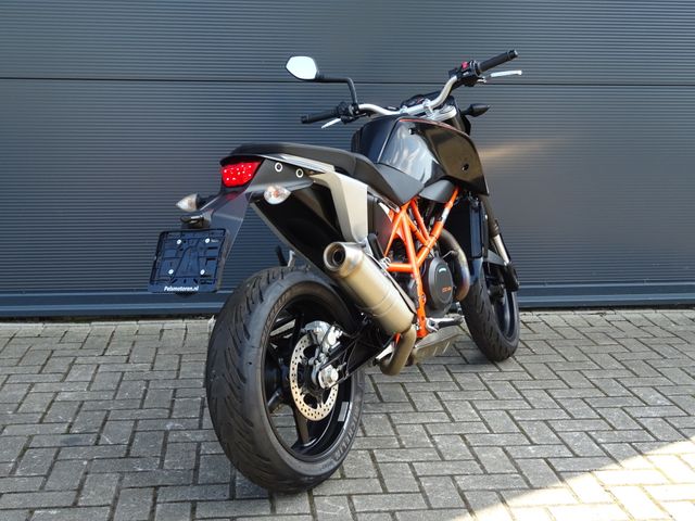 ktm - 690-duke