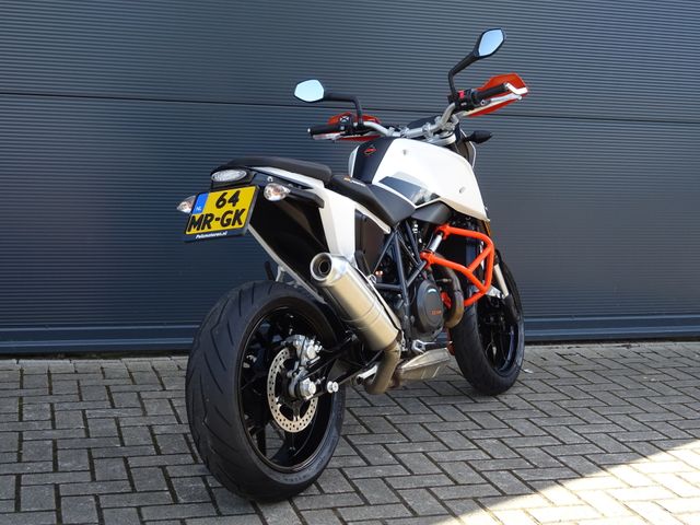 ktm - 690-duke