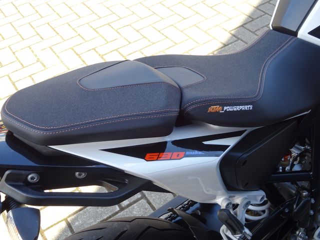 ktm - 690-duke