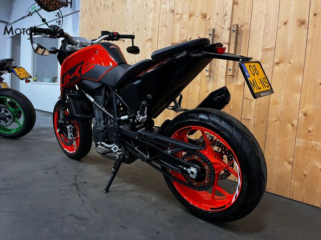 ktm - 690-duke