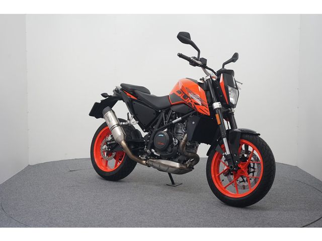 ktm - 690-duke