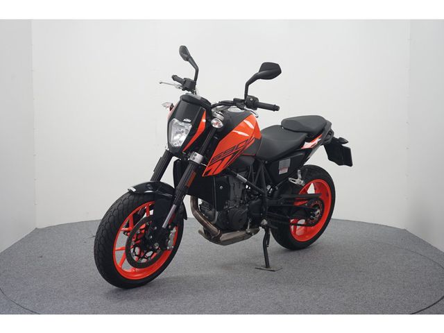 ktm - 690-duke