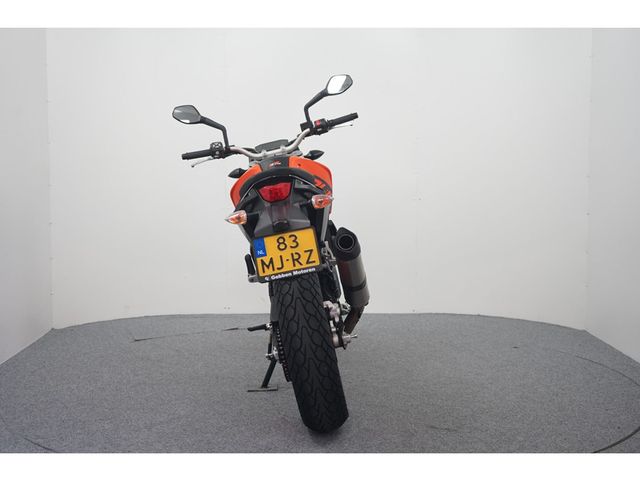 ktm - 690-duke